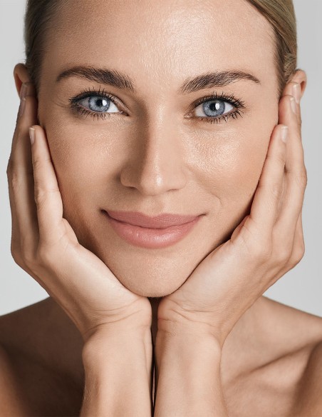 Kit 80 Strisce Corpo, 40 Strisce Viso e 15 Salviette Post-Epilatorie