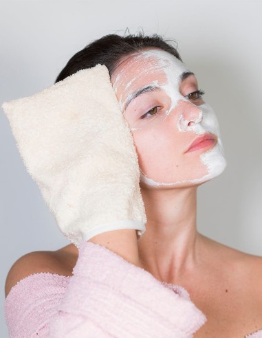 Kit Guanto Struccante e Guanto Scrub Corpo