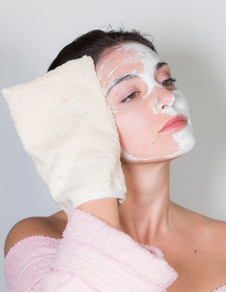 Kit Guanto Struccante e Guanto Scrub Corpo